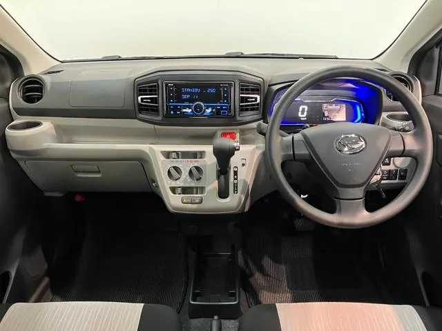 Daihatsu Miraiyese X Sa3 2025 photo 2