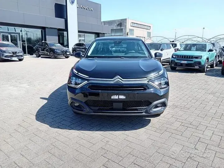 Citroen C4 2024 photo 2