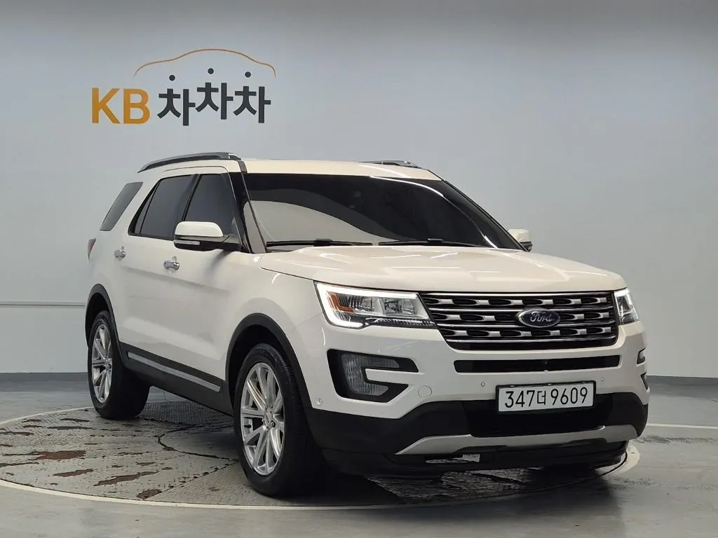 Ford Explorer 2017 photo 4
