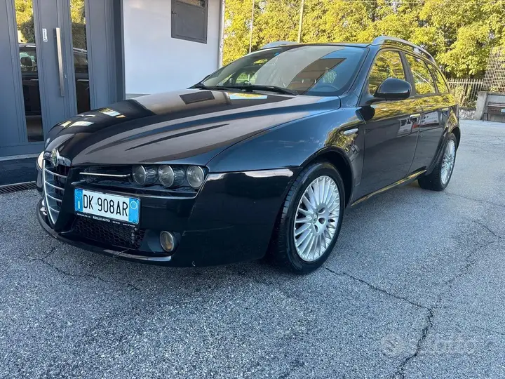 Alfa Romeo 159