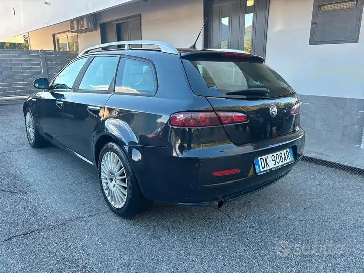 Alfa Romeo 159 2007 photo 4