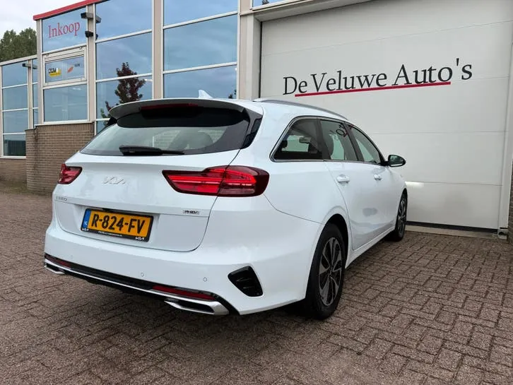 Kia Ceed Sportswagon 2022 photo 2
