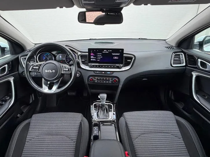 Kia Ceed Sportswagon 2022 photo 3