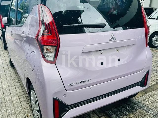 Mitsubishi Ek Wagon 2025 photo 2