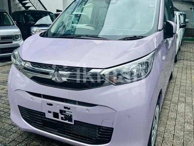Mitsubishi Ek Wagon 2025 photo 4