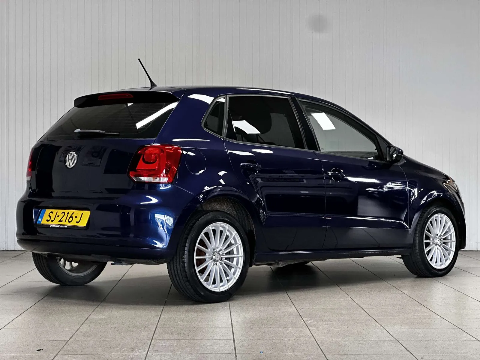 Volkswagen Polo 2009 photo 4