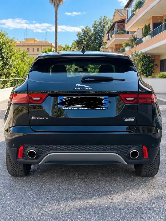 Jaguar E-Pace 2020 photo 4