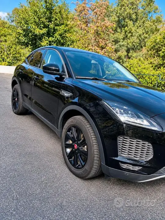 Jaguar E-Pace 2020 photo 2