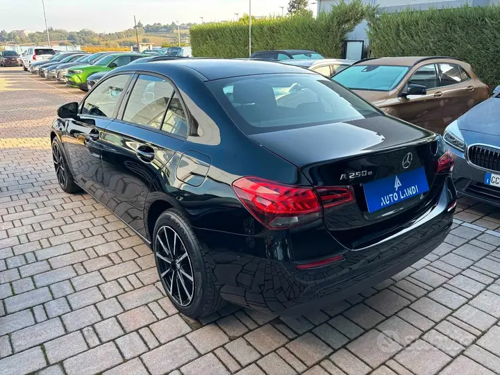 Mercedes-Benz A 250 E 2020 photo 4