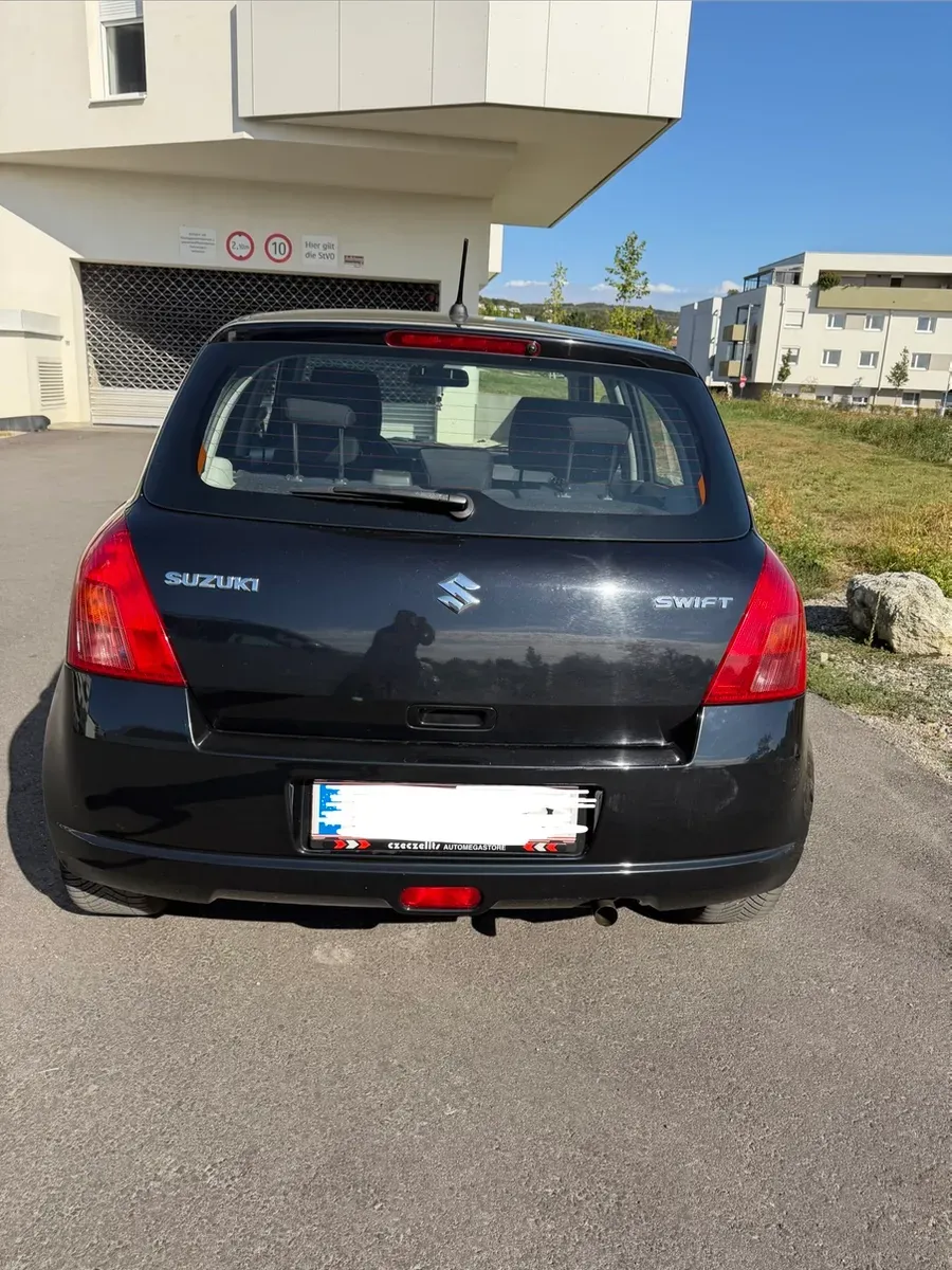 Suzuki Swift 2007 photo 3