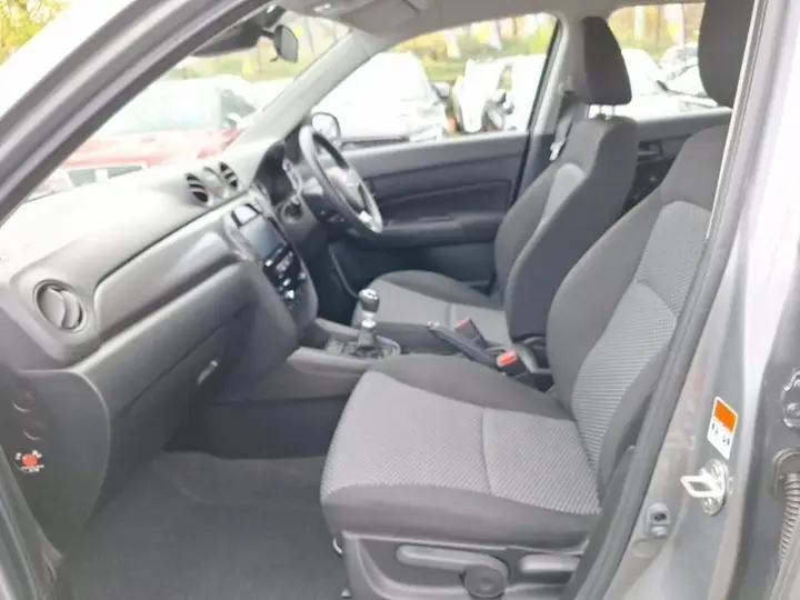 Suzuki Vitara 2024 photo 5