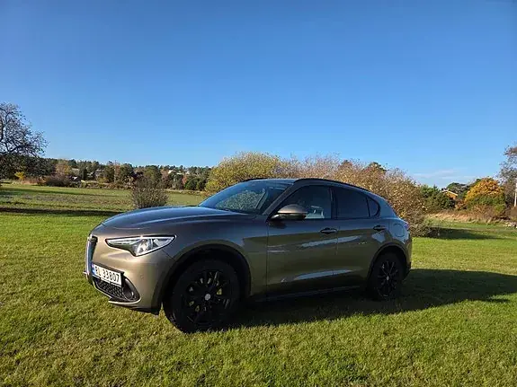 Alfa Romeo Stelvio 2018 photo 4