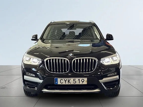 BMW X3 2018 photo 2