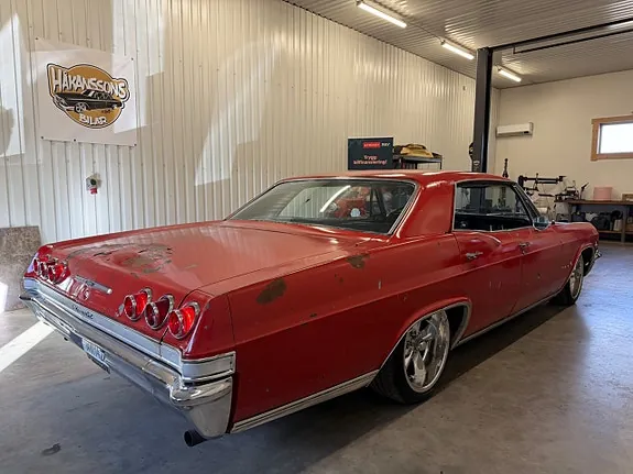 Chevrolet Impala 1965 photo 2