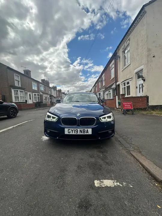 BMW 1 Series 2019 photo 3