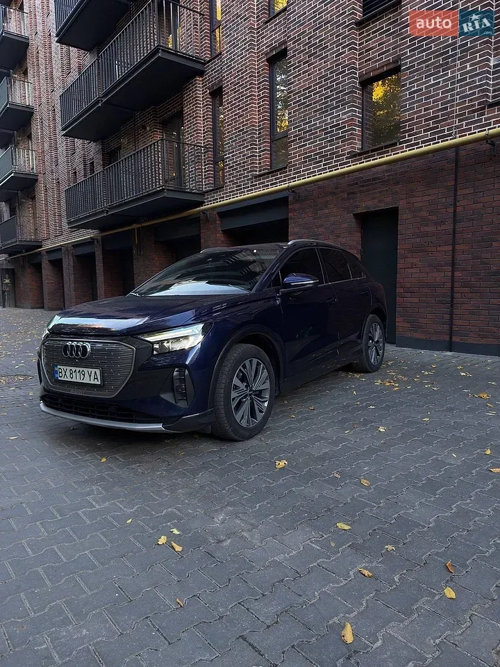 Audi Q4 E-Tron 2021 photo 2