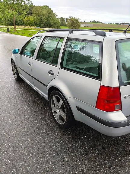 Volkswagen Golf Iv 2000 photo 3