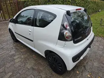 Citroen C1 2011 photo 3