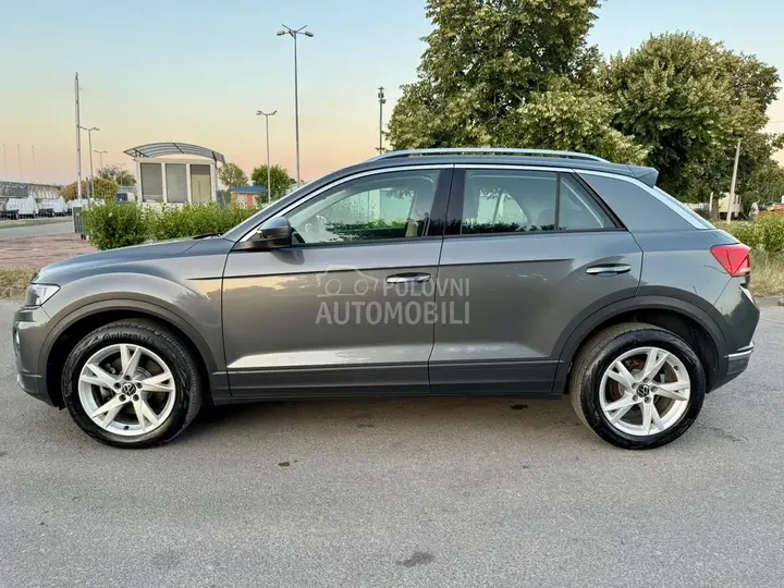 Volkswagen T-Roc 2018 photo 5