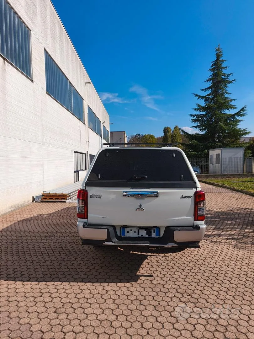 Mitsubishi L200 2019 photo 4