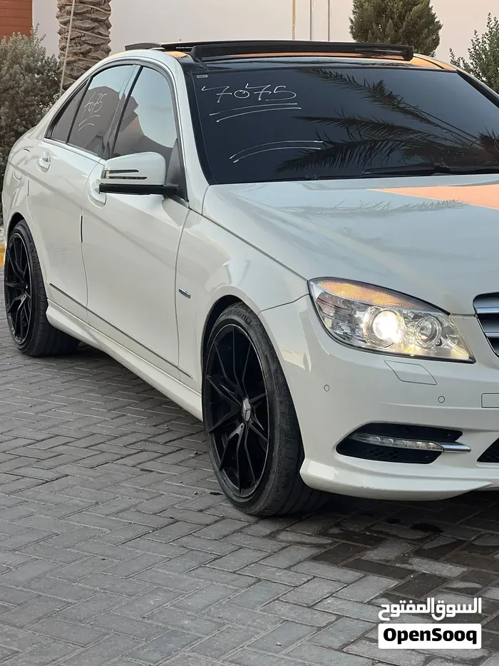 Mercedes-Benz C-Class 2014 photo 3