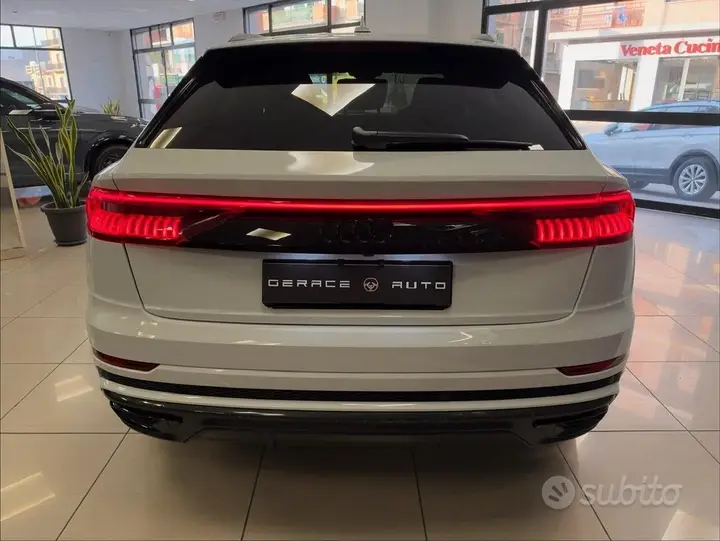 Audi Q8 2023 photo 5