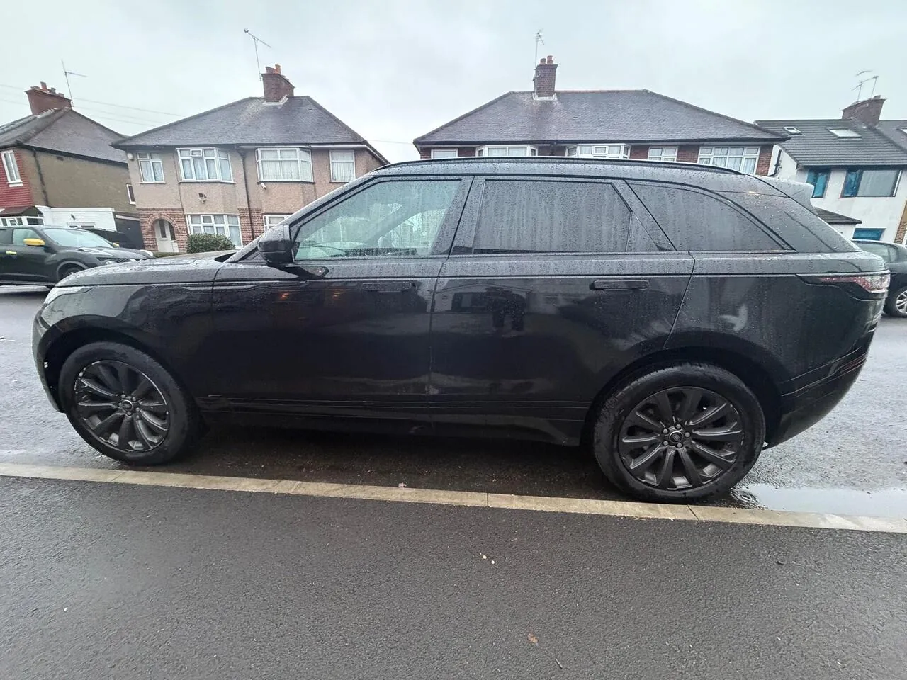 Land Rover Range Rover Velar 2018 photo 3