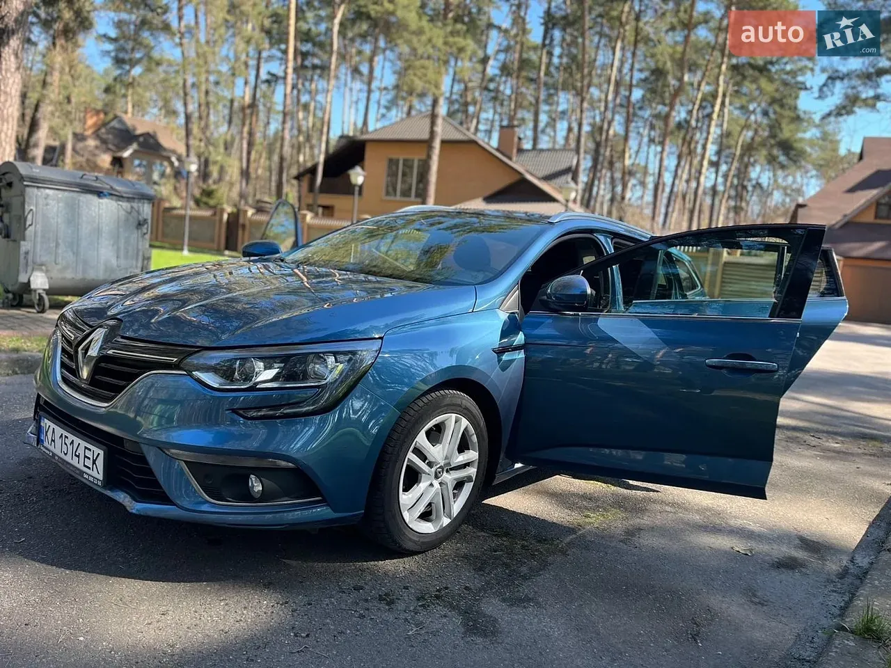 Renault Megane 2018 photo 3