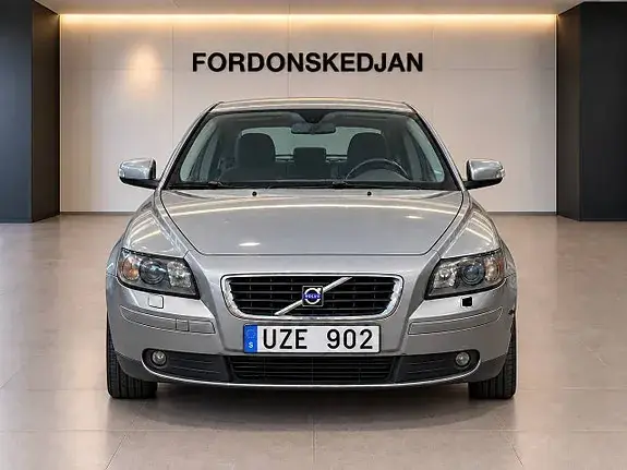 Volvo S40 2004 photo 2