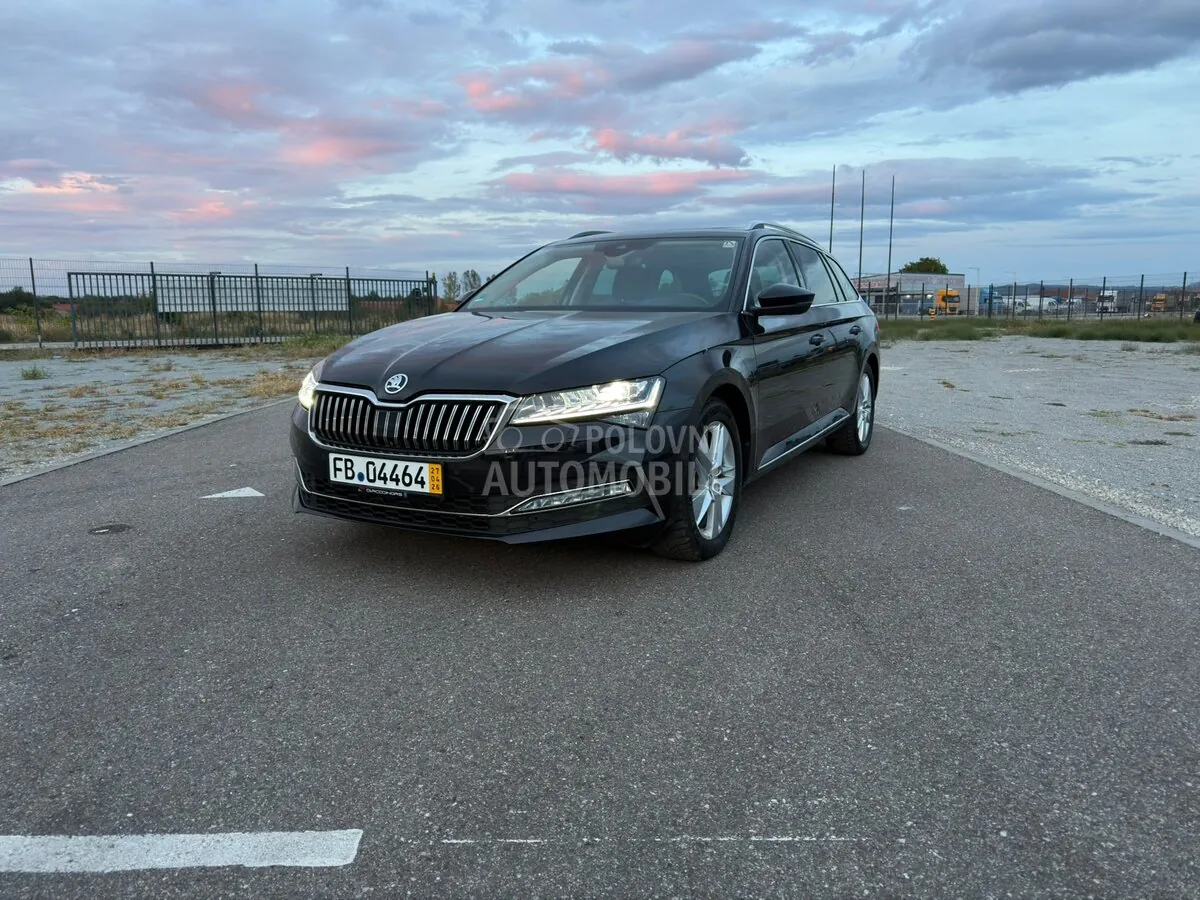 Skoda Superb 2023 photo 3