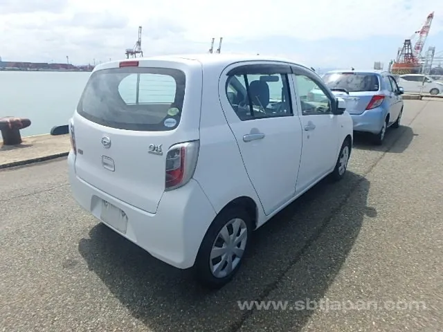 Daihatsu Mira 2013 photo 4