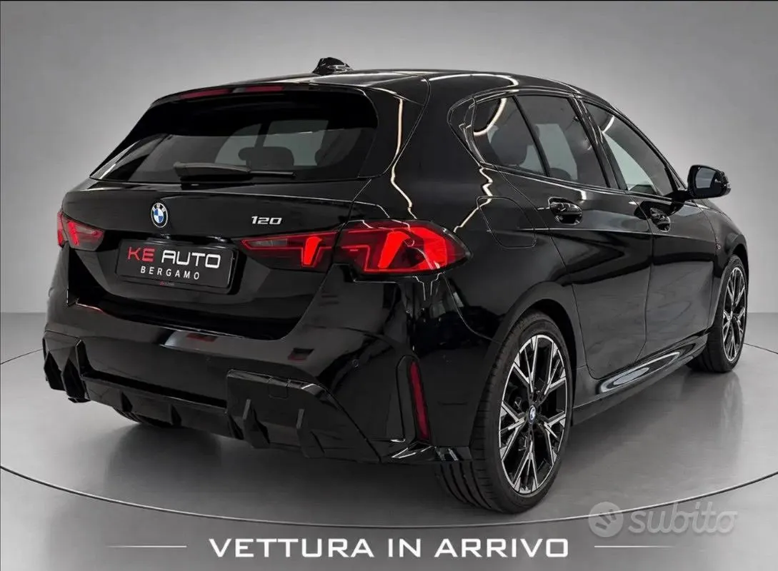 BMW 1 Series 2026 photo 3