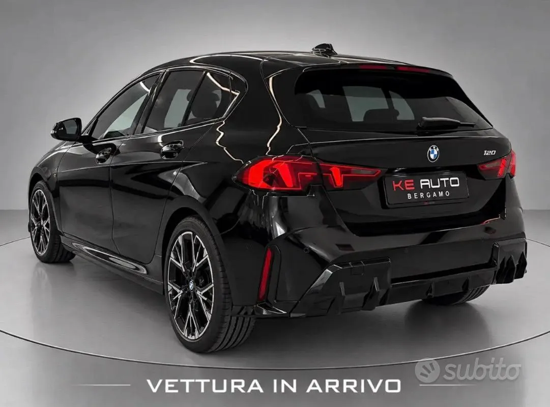 BMW 1 Series 2026 photo 2