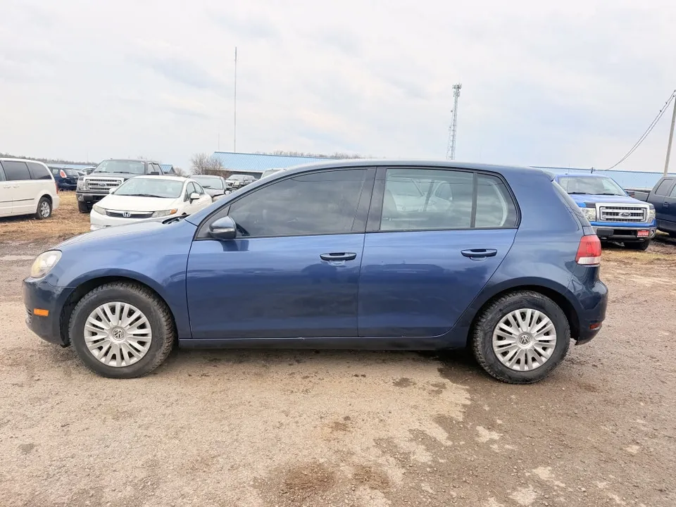Volkswagen Golf 2011 photo 3