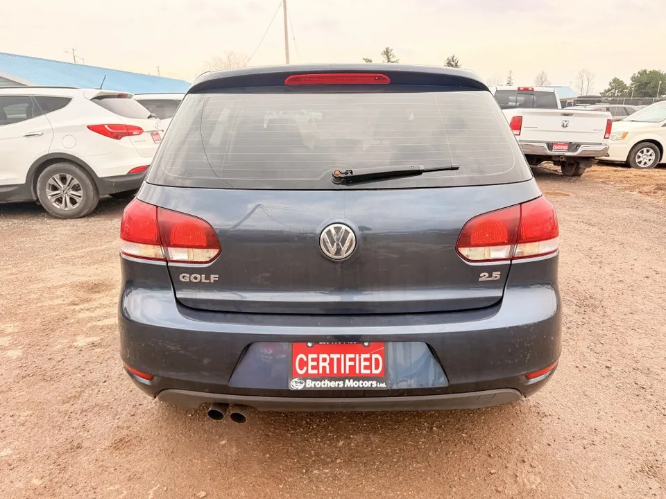 Volkswagen Golf 2011 photo 5