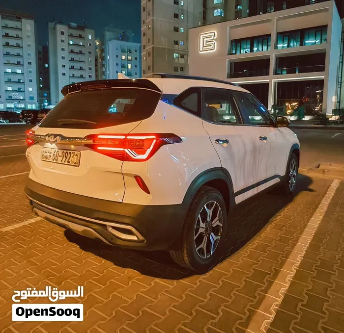 Kia Seltos 2023 photo 5