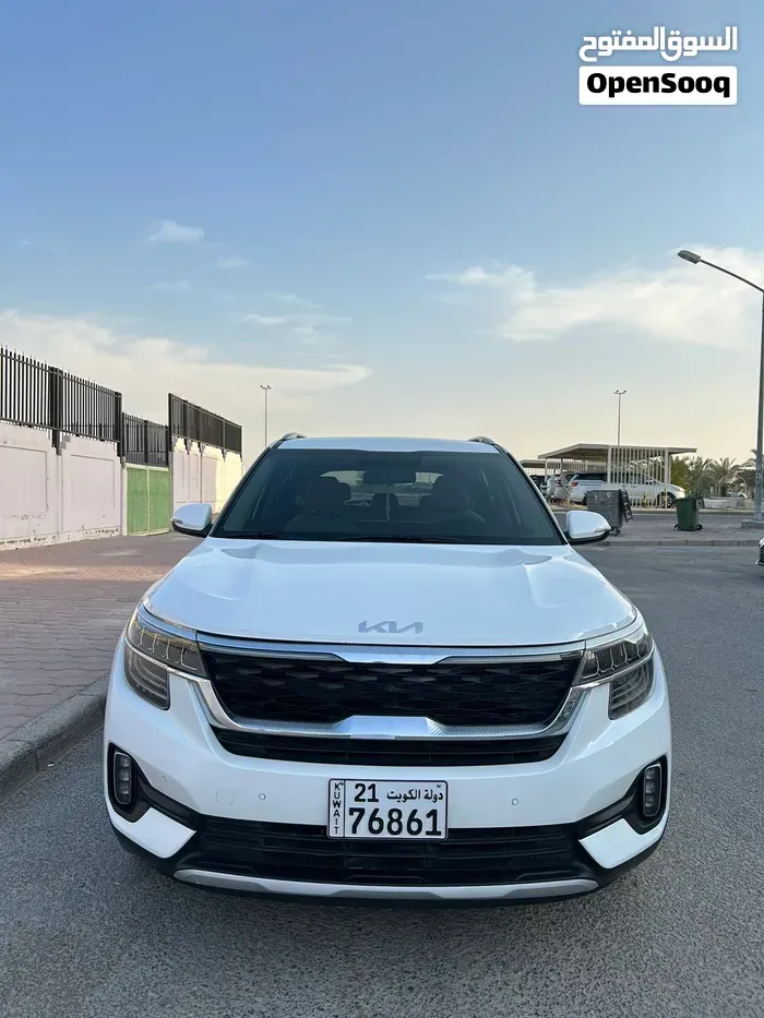 Kia Seltos 2023 photo 2