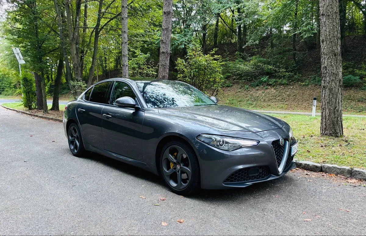 Alfa Romeo Giulia 2018 photo 3