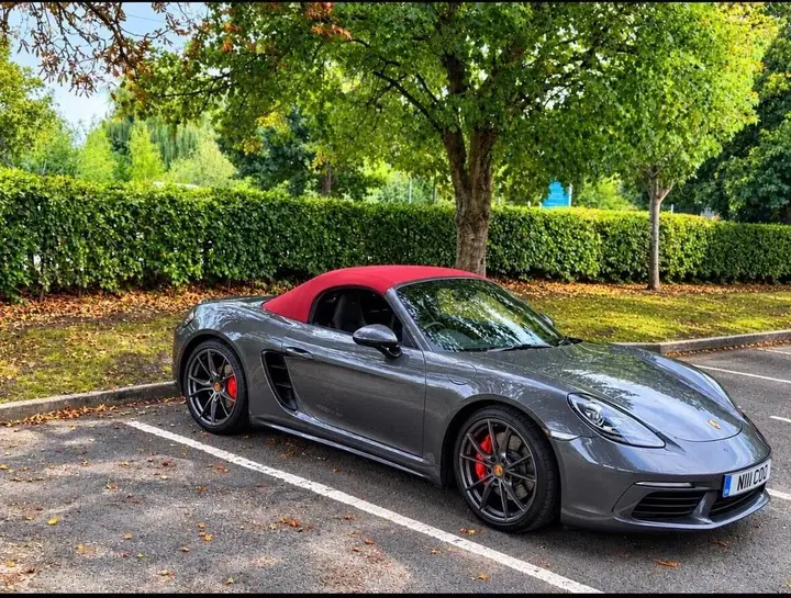Porsche 718 Boxster