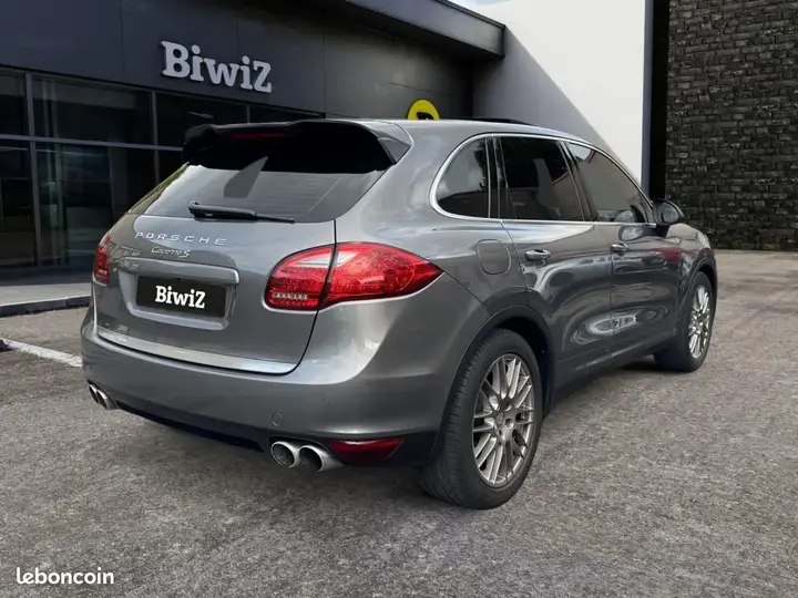 Porsche Cayenne 2012 photo 5