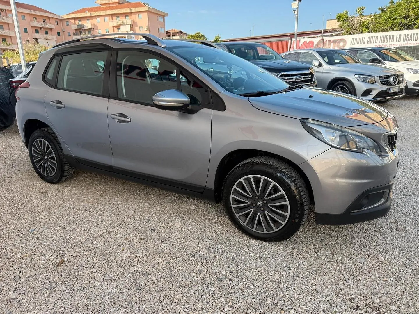 Peugeot 2008 2017 photo 4