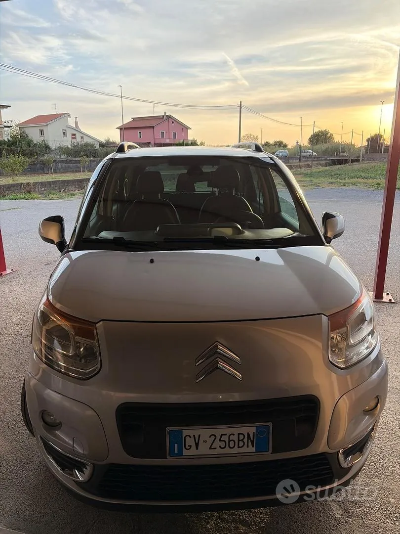 Citroen C3 Picasso 2010 photo 2