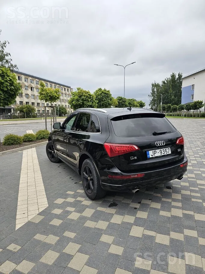 Audi Q5 2010 photo 5