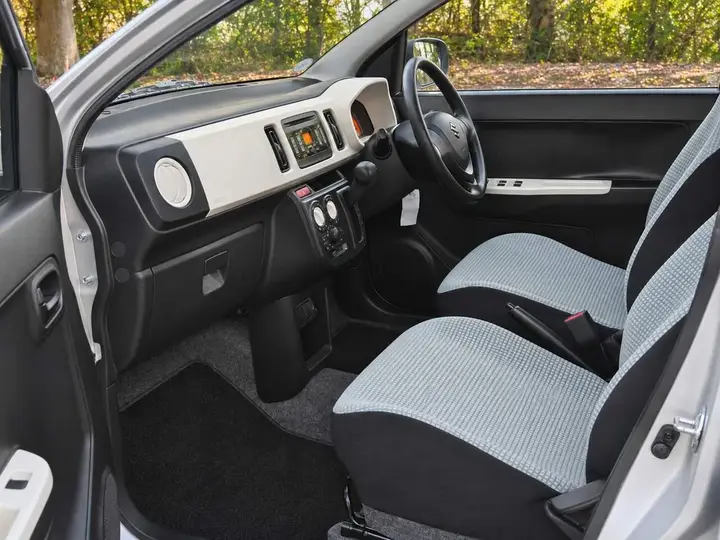 Suzuki Alto 2015 photo 2