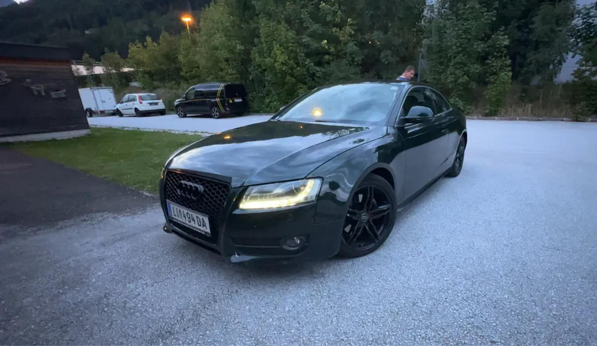 Audi A5 2008 photo 2