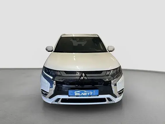 Mitsubishi Outlander 2019 photo 2