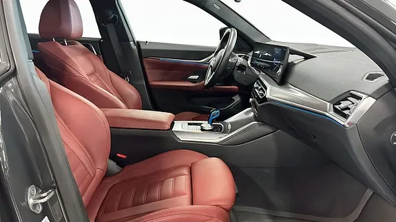 BMW I4 2022 photo 3