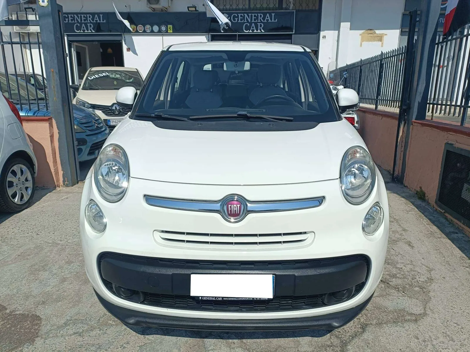 Fiat 500L 2016 photo 2