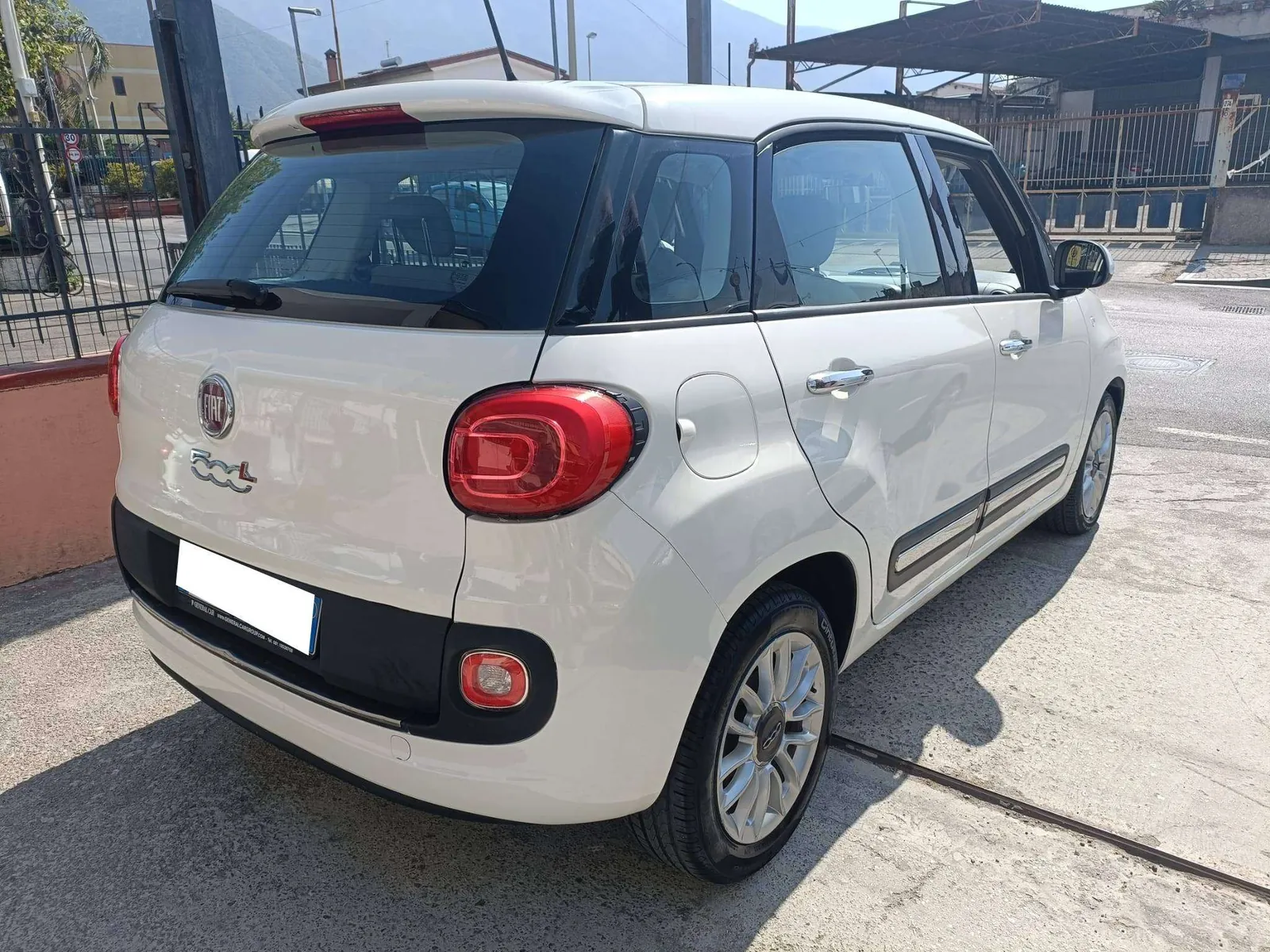 Fiat 500L 2016 photo 4
