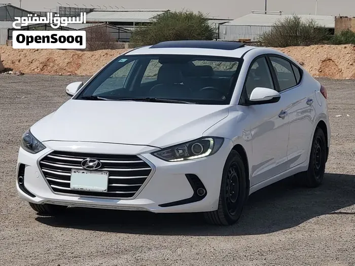 Hyundai Elantra 2018 photo 3